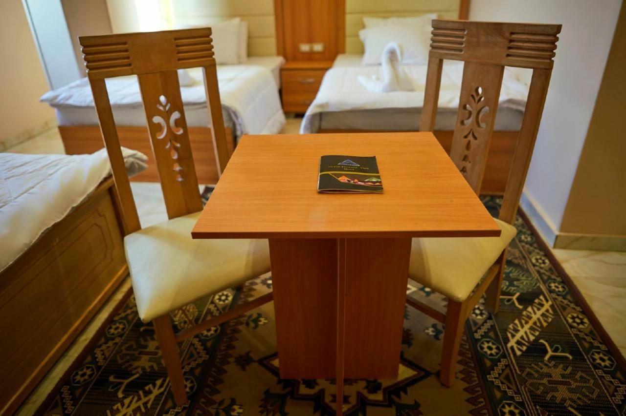Grand Golden Pyramids View Hotel Kafret el-Gabal Buitenkant foto