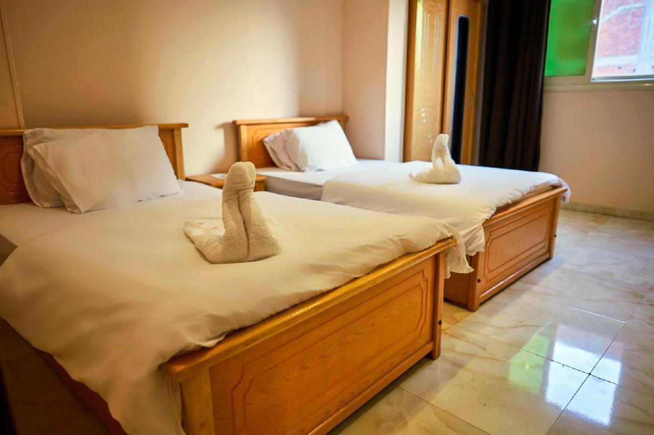 Grand Golden Pyramids View Hotel Kafret el-Gabal Buitenkant foto