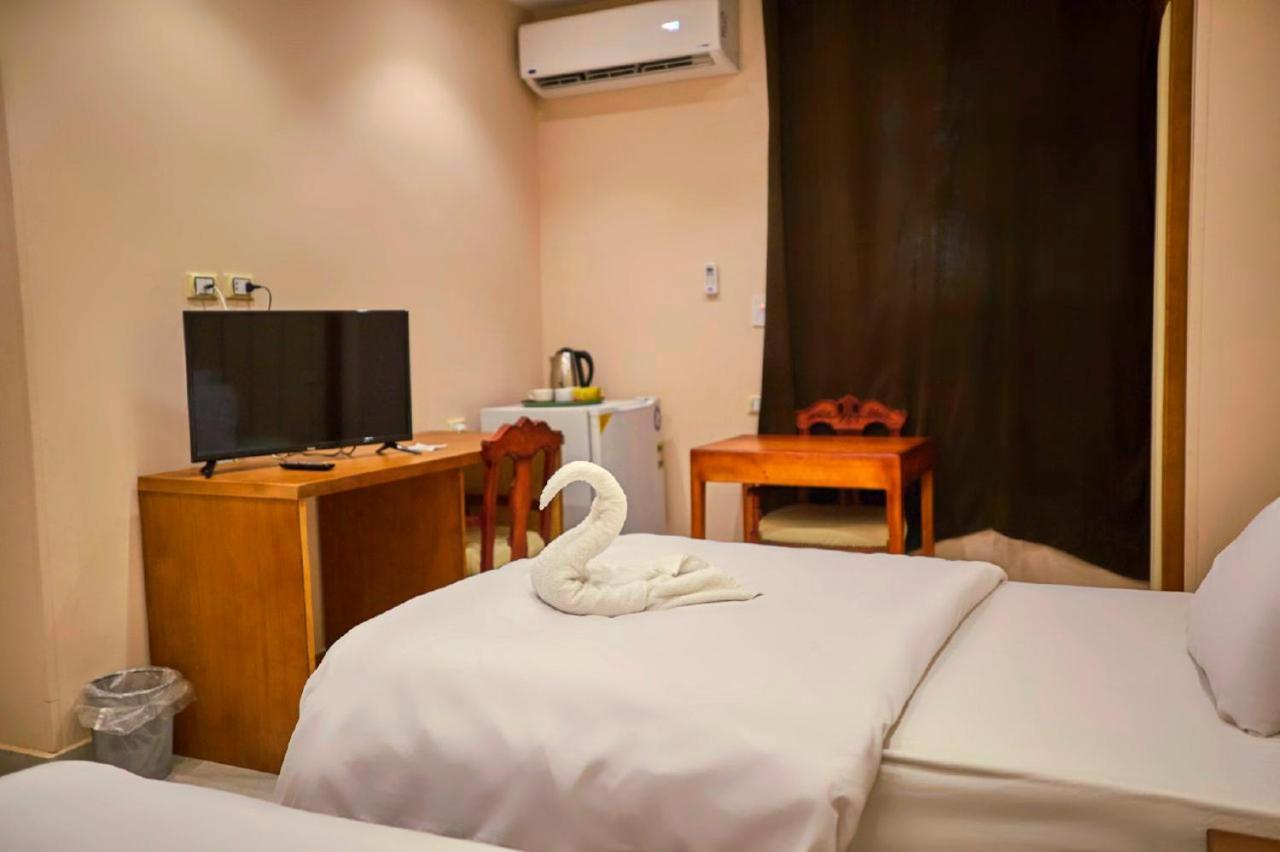 Grand Golden Pyramids View Hotel Kafret el-Gabal Buitenkant foto
