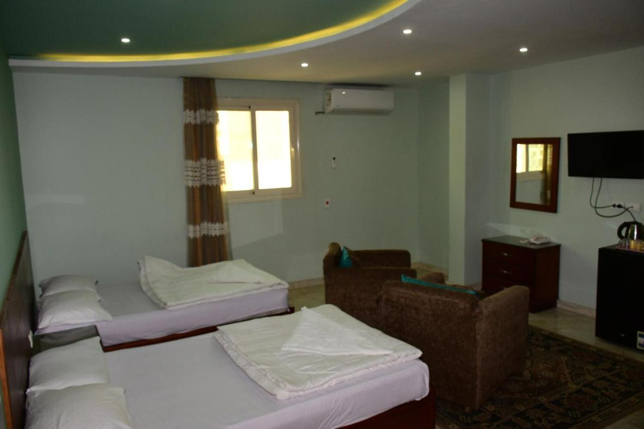 Grand Golden Pyramids View Hotel Kafret el-Gabal Buitenkant foto